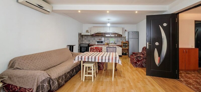 Alexandriei, casa cu 3 camere mobilata,
